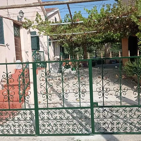 Habitación en casa particular La Maison Du Bonheur Celavisa